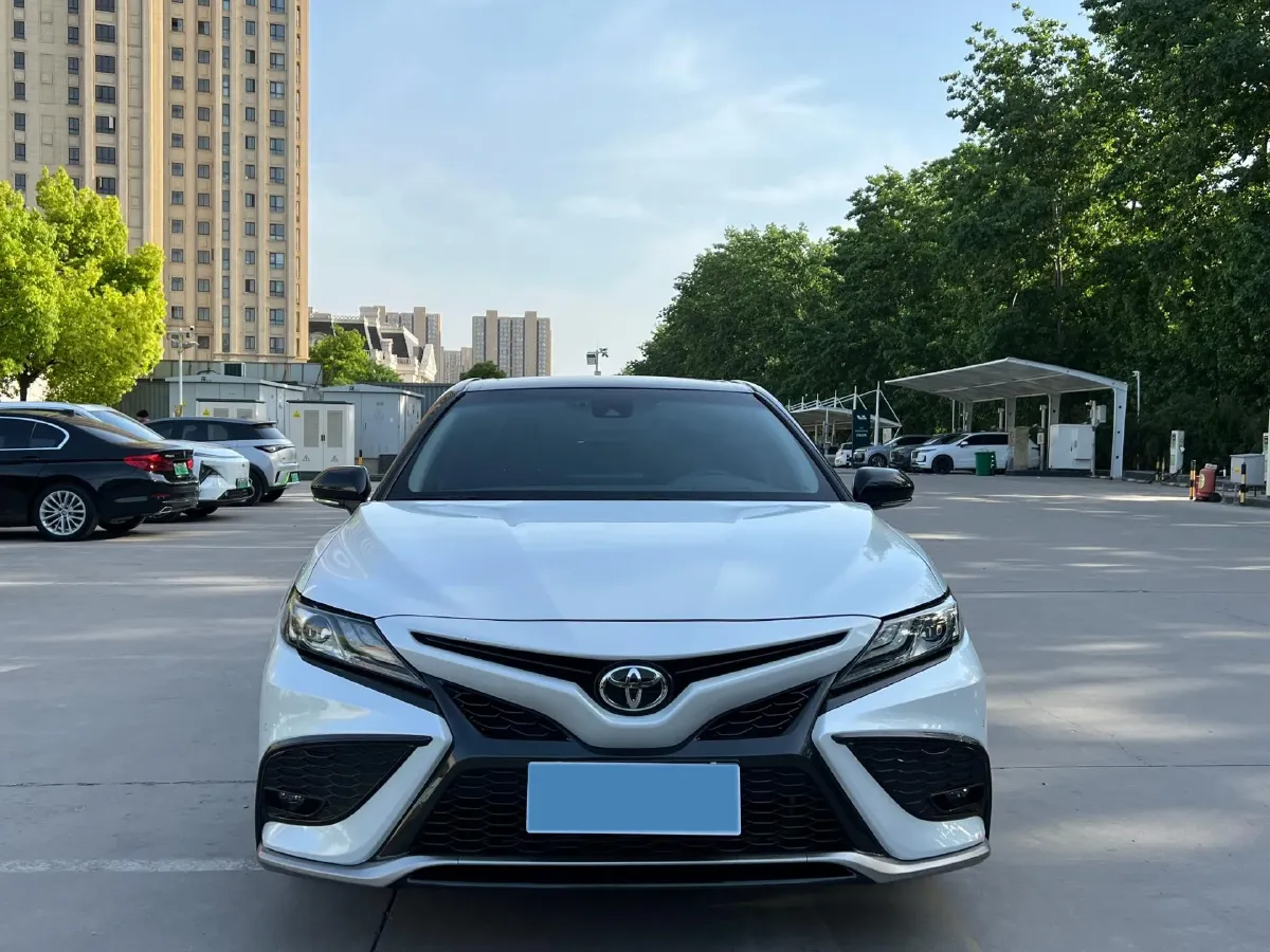 2021 Toyota Camry 2.0L 178HP L4 CVT,autocango,china used car exporter,china ev exporter,chinese used car exporter,chinese used ev exporter