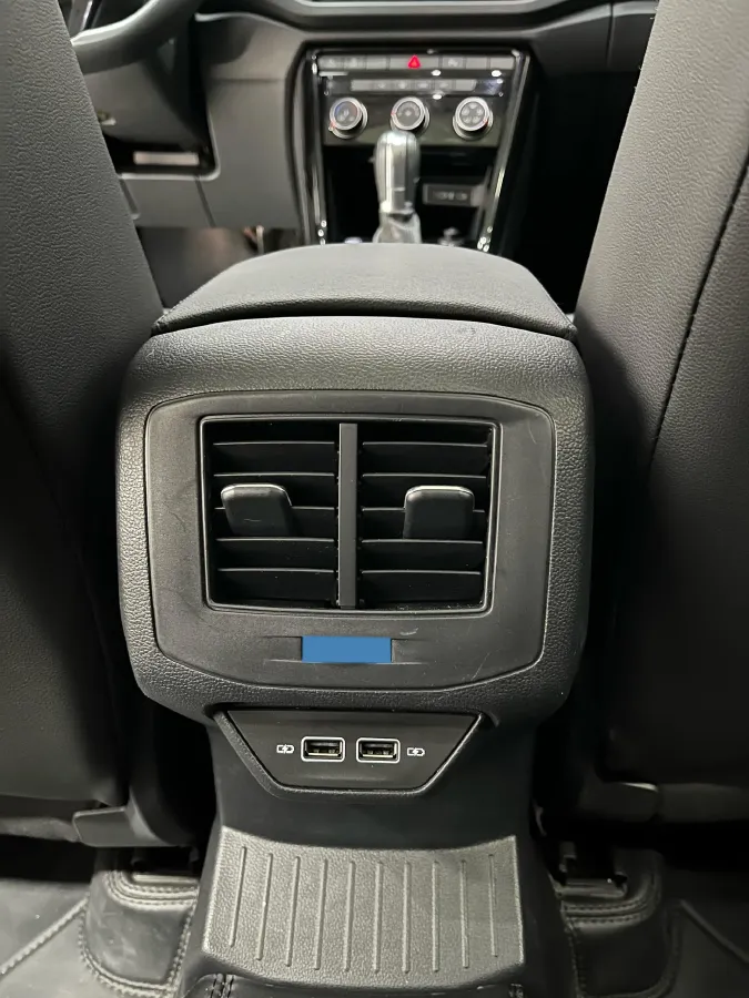 2022 Volkswagen T-Roc 1.4T 150HP L4 7DCT,autocango,china used car exporter,china ev exporter,chinese used car exporter,chinese used ev exporter