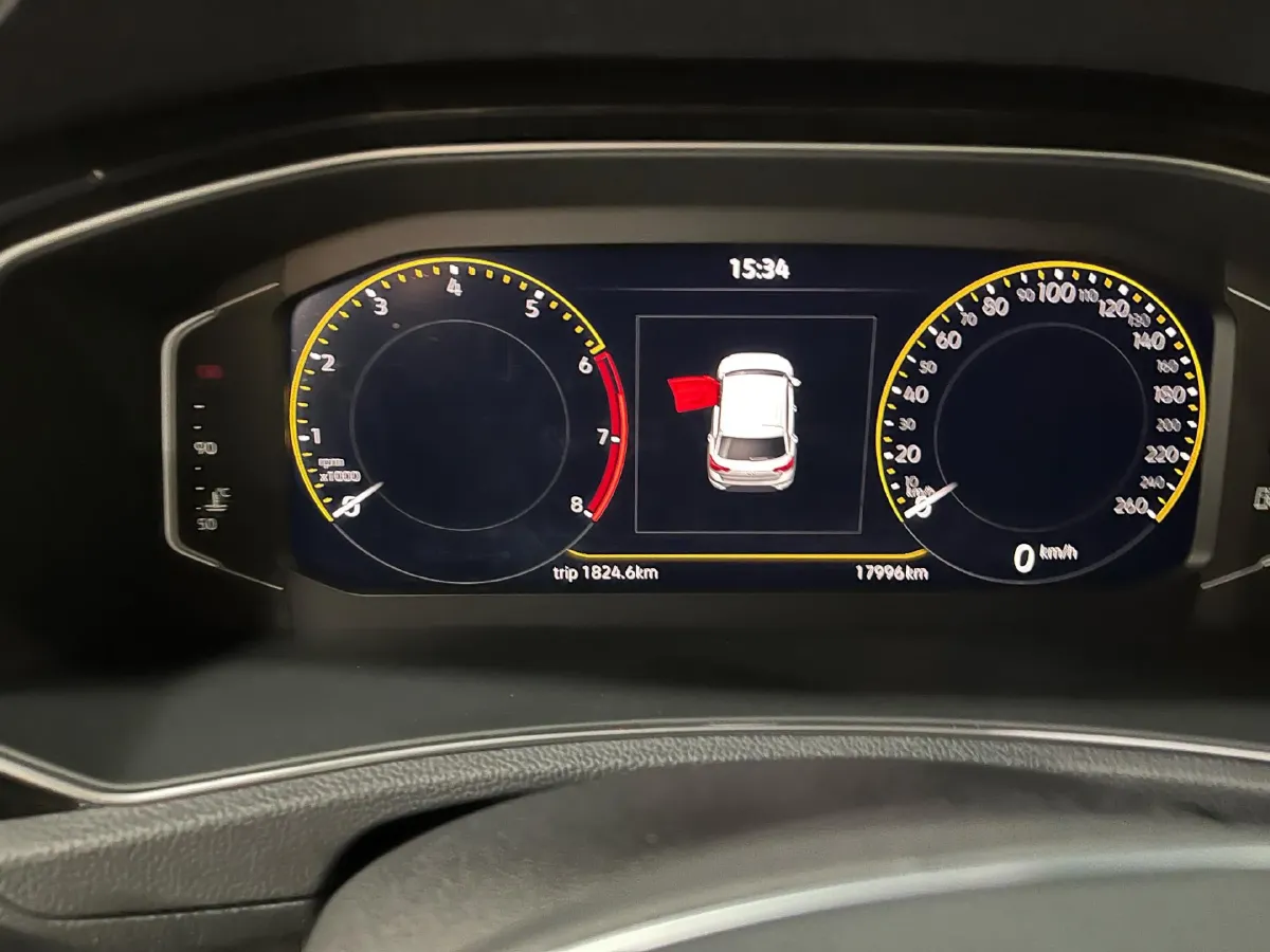 2022 Volkswagen T-Roc 1.4T 150HP L4 7DCT,autocango,china used car exporter,china ev exporter,chinese used car exporter,chinese used ev exporter