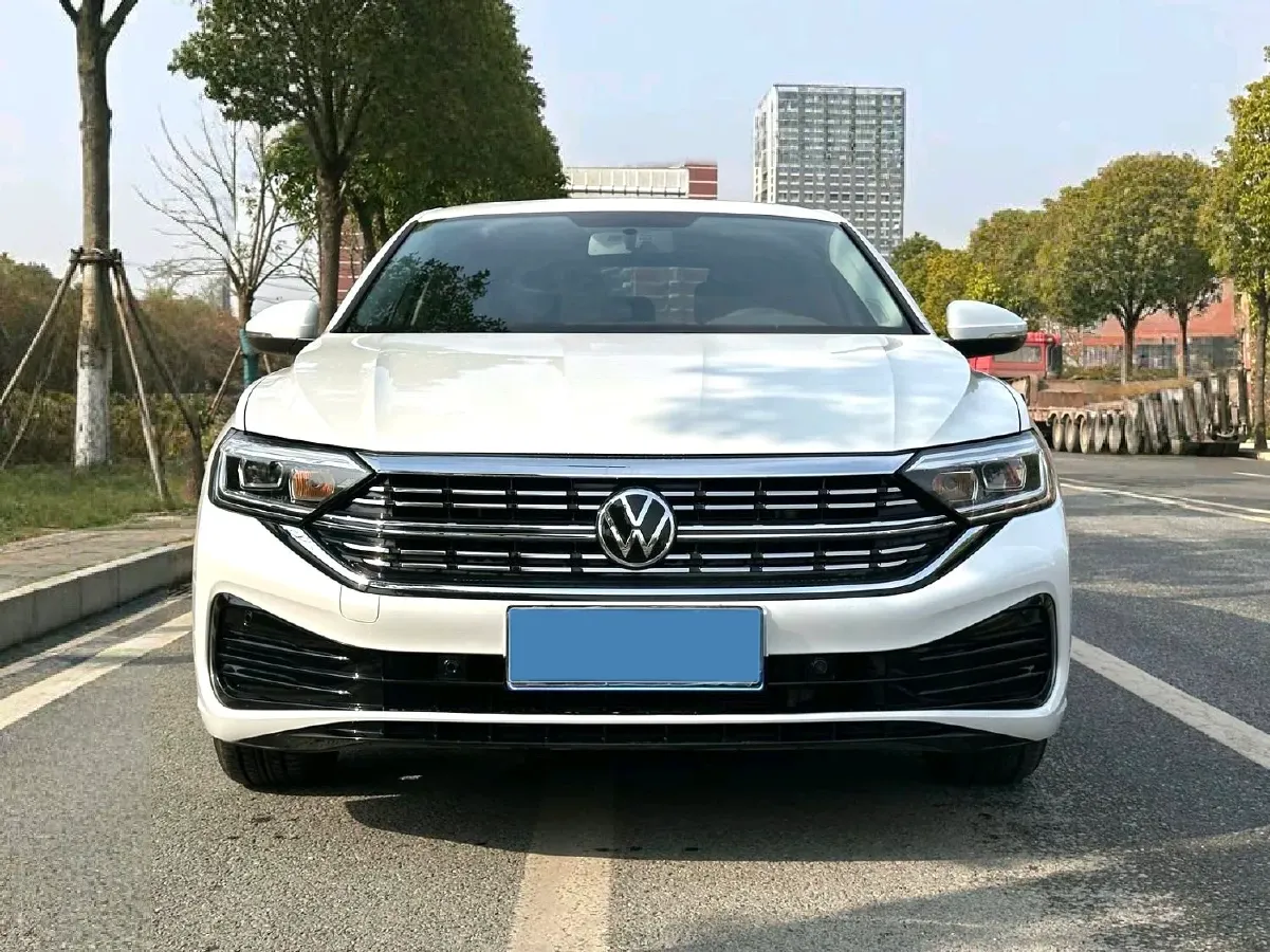 2023 Volkswagen Sagitar 1.5T 160HP L4 7DCT,autocango,china used car exporter,china ev exporter,chinese used car exporter,chinese used ev exporter
