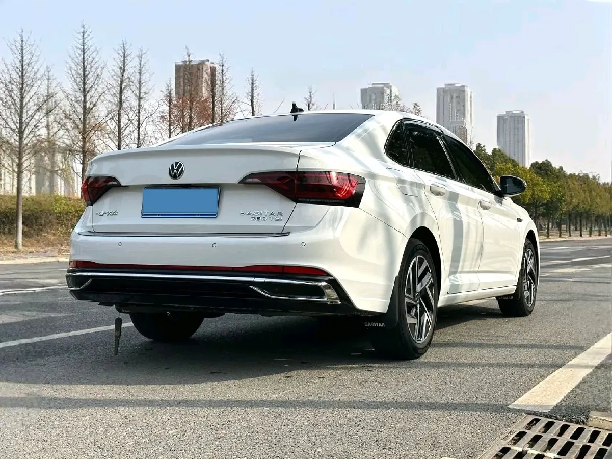 2023 Volkswagen Sagitar 1.5T 160HP L4 7DCT,autocango,china used car exporter,china ev exporter,chinese used car exporter,chinese used ev exporter