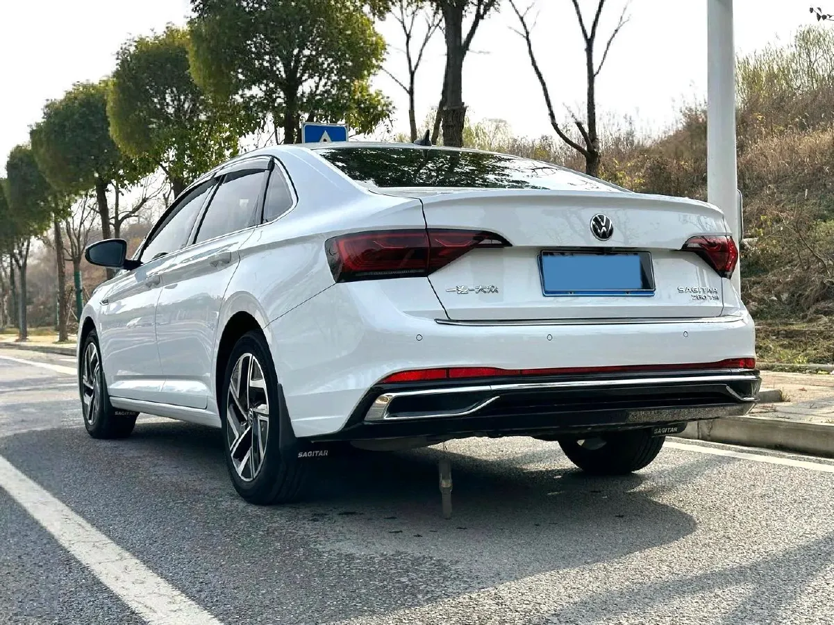 2023 Volkswagen Sagitar 1.5T 160HP L4 7DCT,autocango,china used car exporter,china ev exporter,chinese used car exporter,chinese used ev exporter