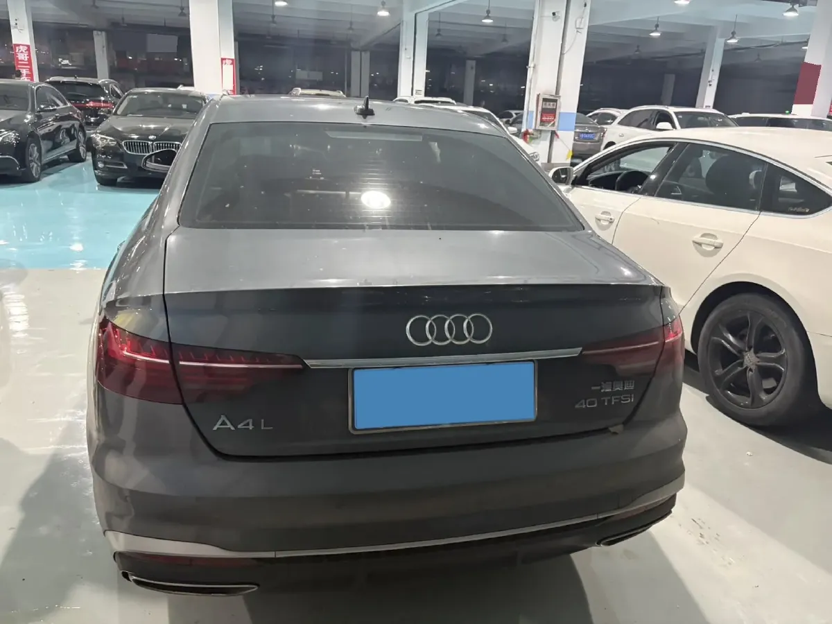 2020 Audi A4L 2.0T 190HP L4 7DCT,autocango,china used car exporter,china ev exporter,chinese used car exporter,chinese used ev exporter