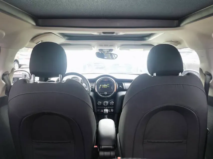 2018 MINI MINI 1.5T 136HP L3 6AT,autocango,china used car exporter,china ev exporter,chinese used car exporter,chinese used ev exporter