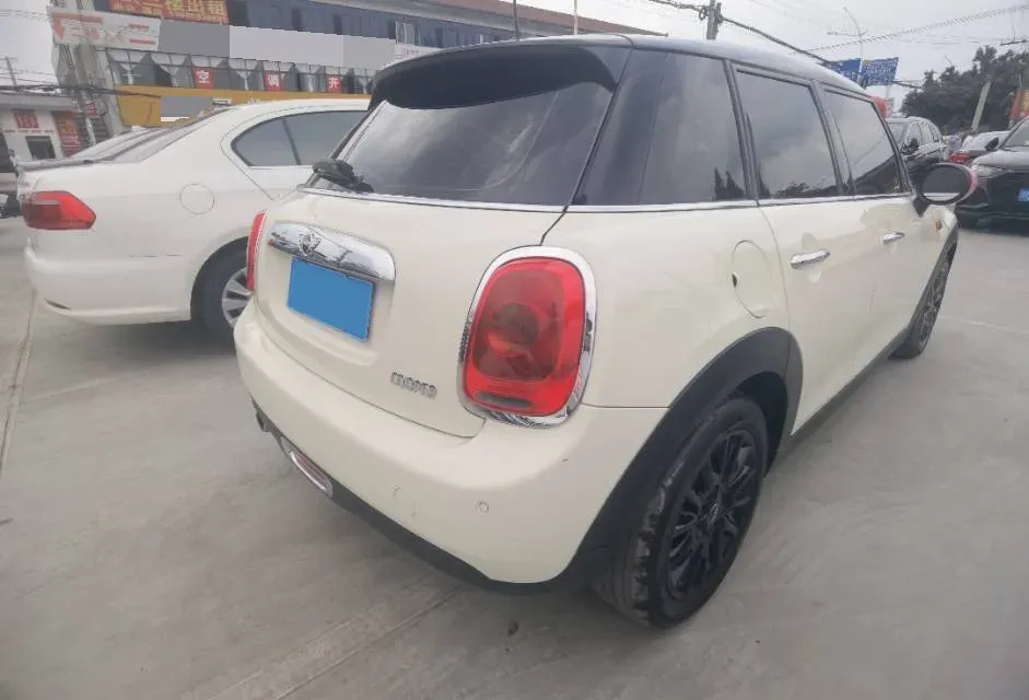 2018 MINI MINI 1.5T 136HP L3 6AT,autocango,china used car exporter,china ev exporter,chinese used car exporter,chinese used ev exporter