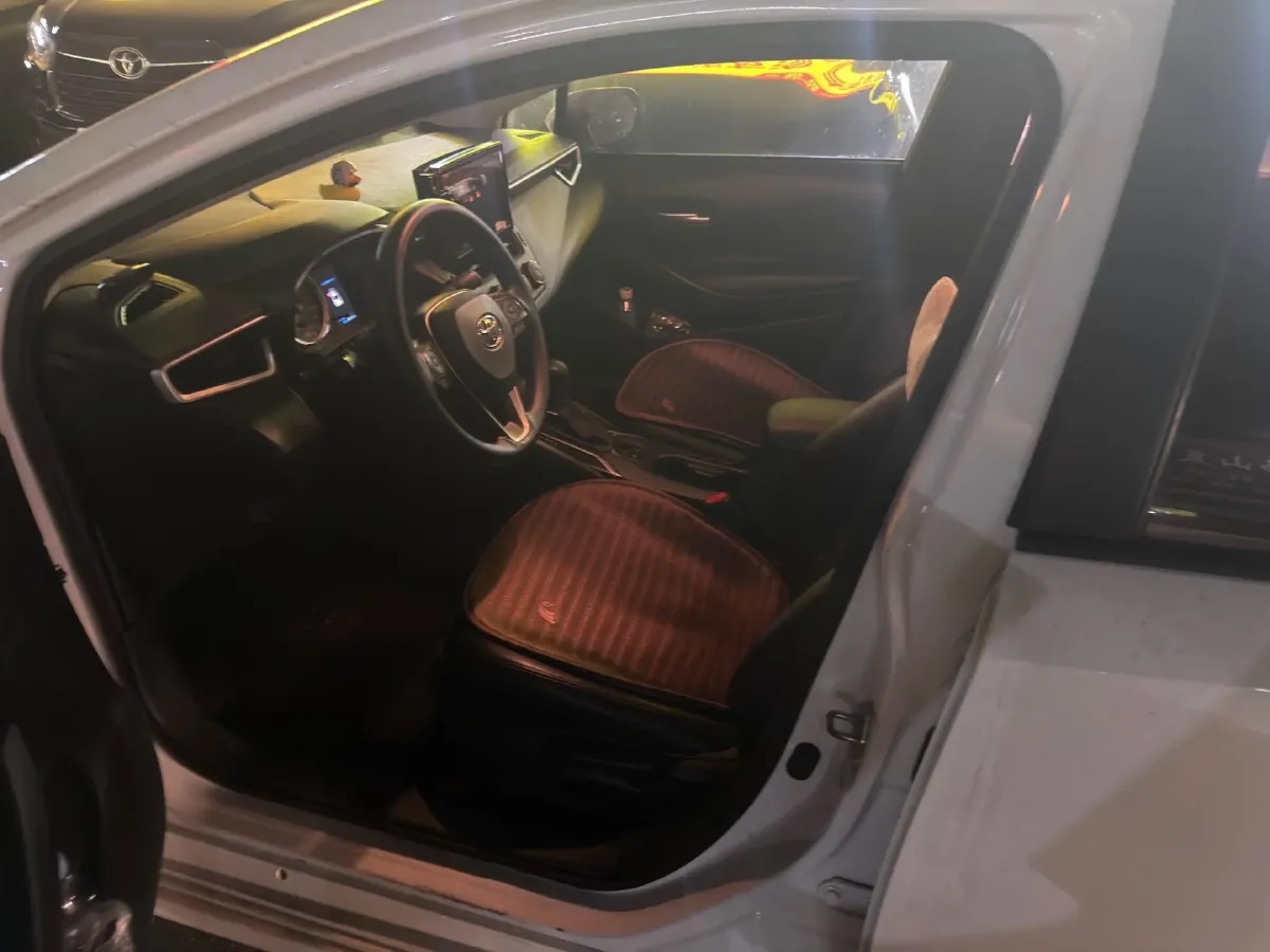 2021 Toyota Corolla 1.5L 121HP L3 6MT,autocango,china used car exporter,china ev exporter,chinese used car exporter,chinese used ev exporter