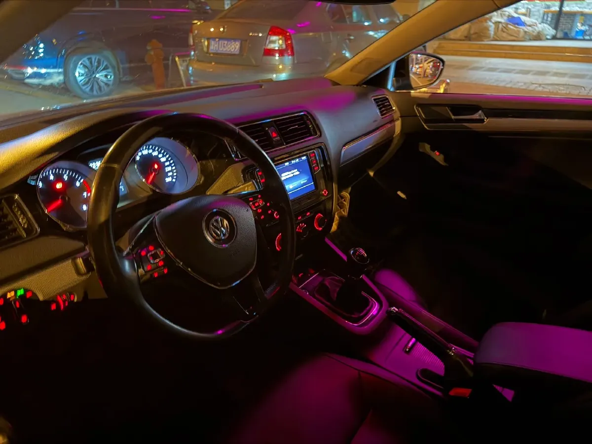 2018 KingLong KaiTe 2.3T 110HP L4 5MT,autocango,china used car exporter,china ev exporter,chinese used car exporter,chinese used ev exporter