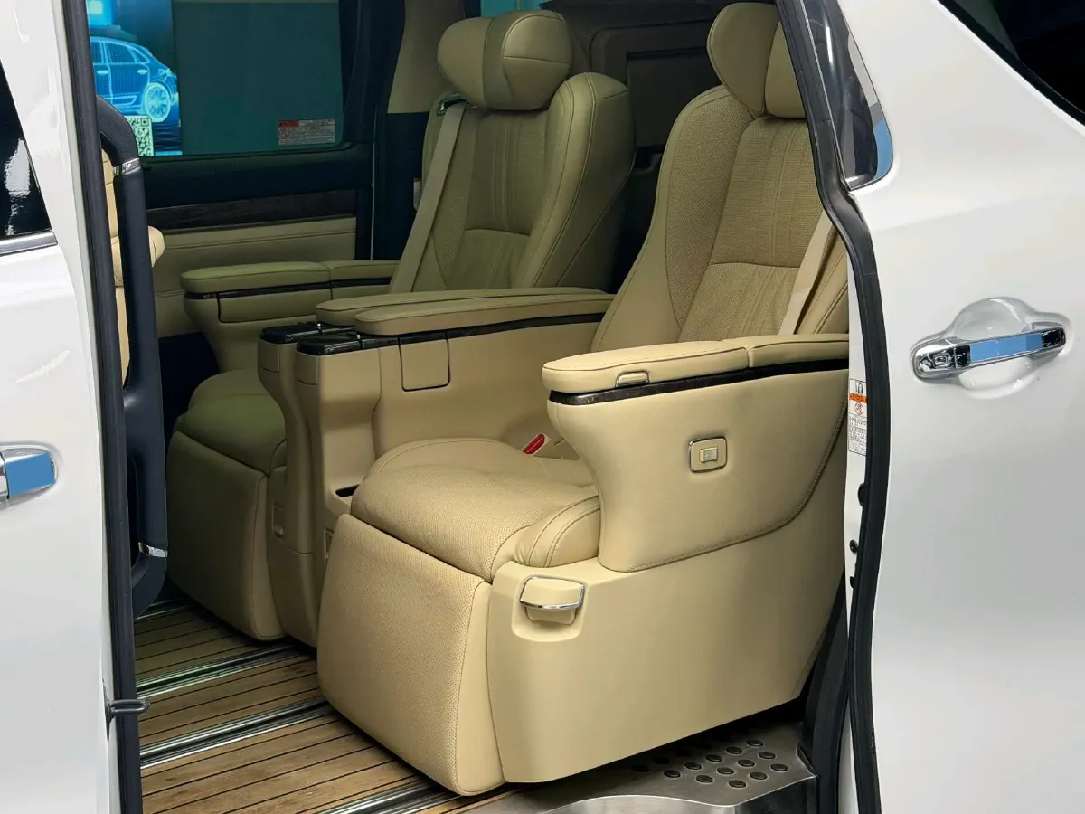 2019 Toyota Vellfire 2.5L 117HP L4 E-CVT Hybrid,autocango,china used car exporter,china ev exporter,chinese used car exporter,chinese used ev exporter