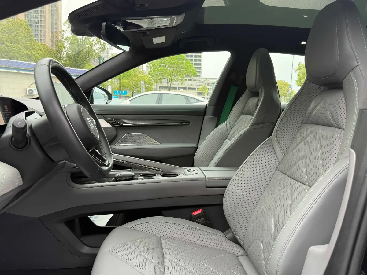 2023 Zeekr 001 BEV 100KWH,autocango,china used car exporter,china ev exporter,chinese used car exporter,chinese used ev exporter