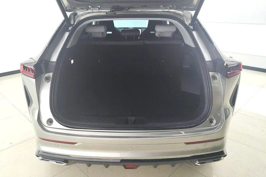 2024 ChangAn UNI-Z 1.5L 98HP L4 E-CVT PHEV 18.4KWH,autocango,china used car exporter,china ev exporter,chinese used car exporter,chinese used ev exporter