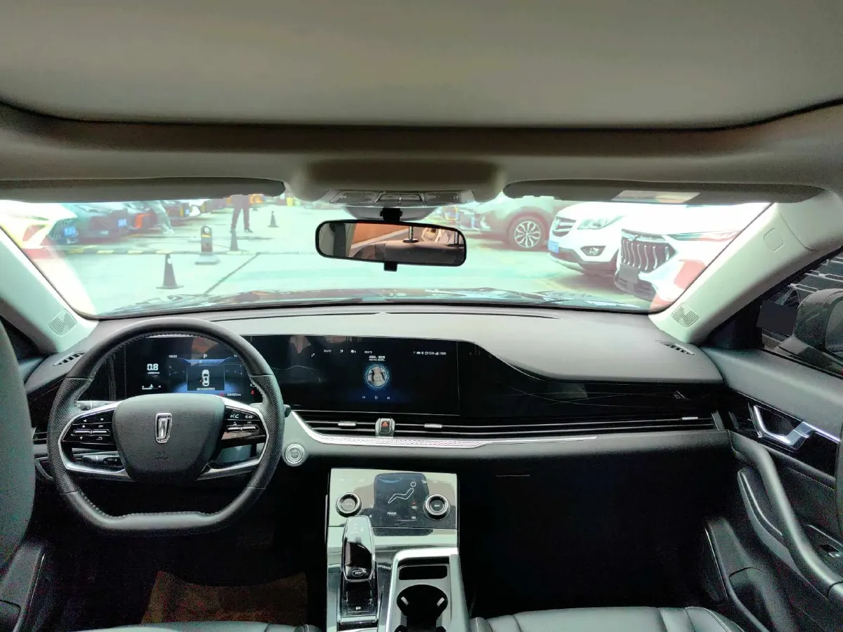 2023 Bestune B70 1.5T 169HP L4 7DCT,autocango,china used car exporter,china ev exporter,chinese used car exporter,chinese used ev exporter