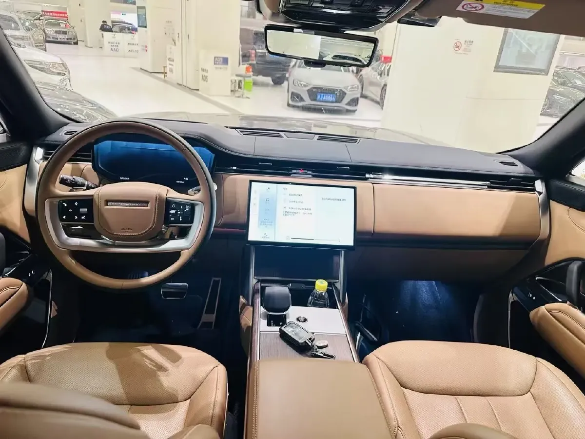 2024 Land Rover Range Rover 3.0T 400HP L6 8AT,autocango,china used car exporter,china ev exporter,chinese used car exporter,chinese used ev exporter