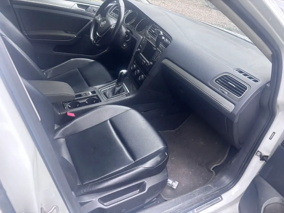 2019 Volkswagen Golf 1.2T 116HP L4 7DCT,autocango,china used car exporter,china ev exporter,chinese used car exporter,chinese used ev exporter