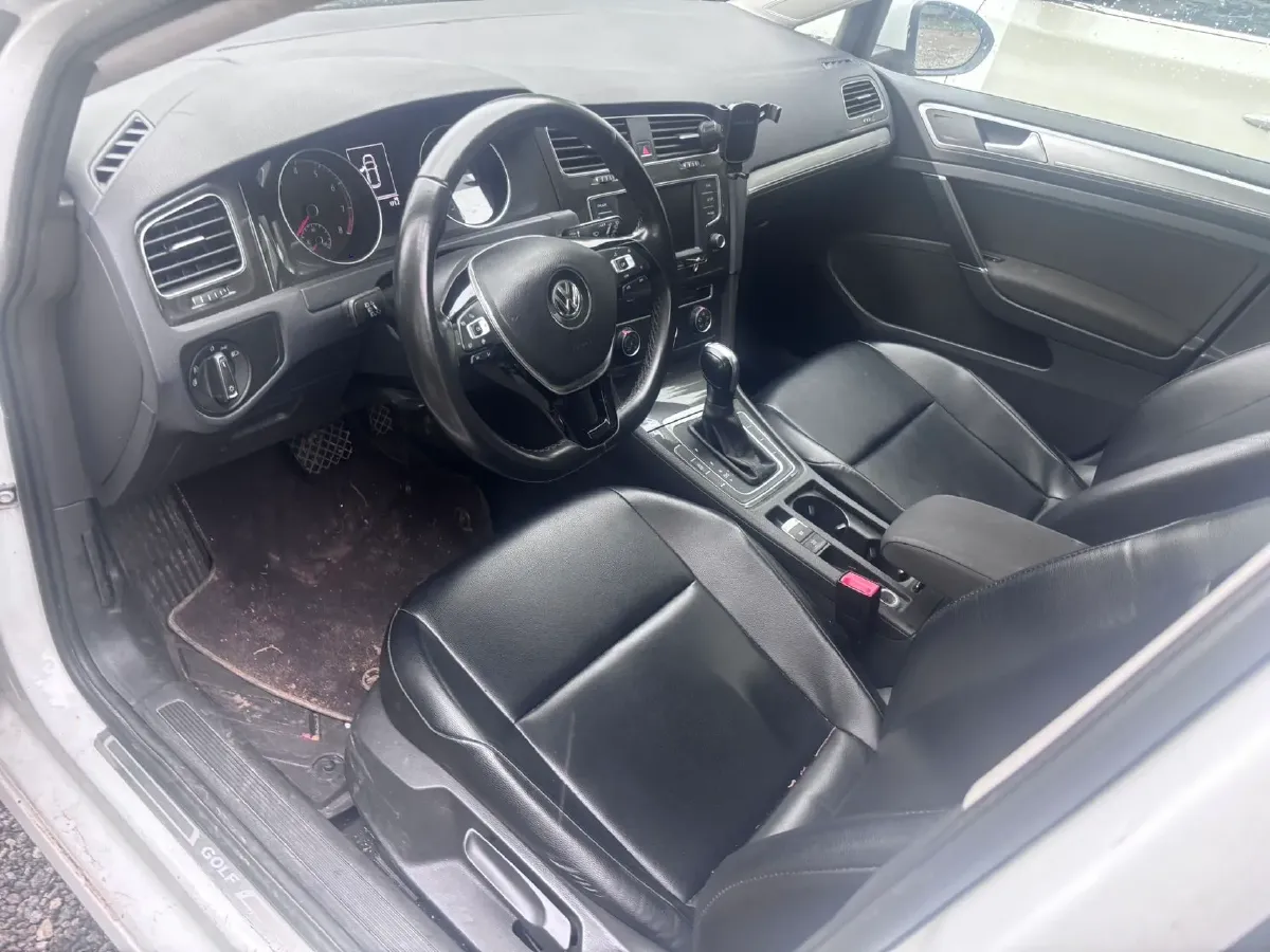 2019 Volkswagen Golf 1.2T 116HP L4 7DCT,autocango,china used car exporter,china ev exporter,chinese used car exporter,chinese used ev exporter