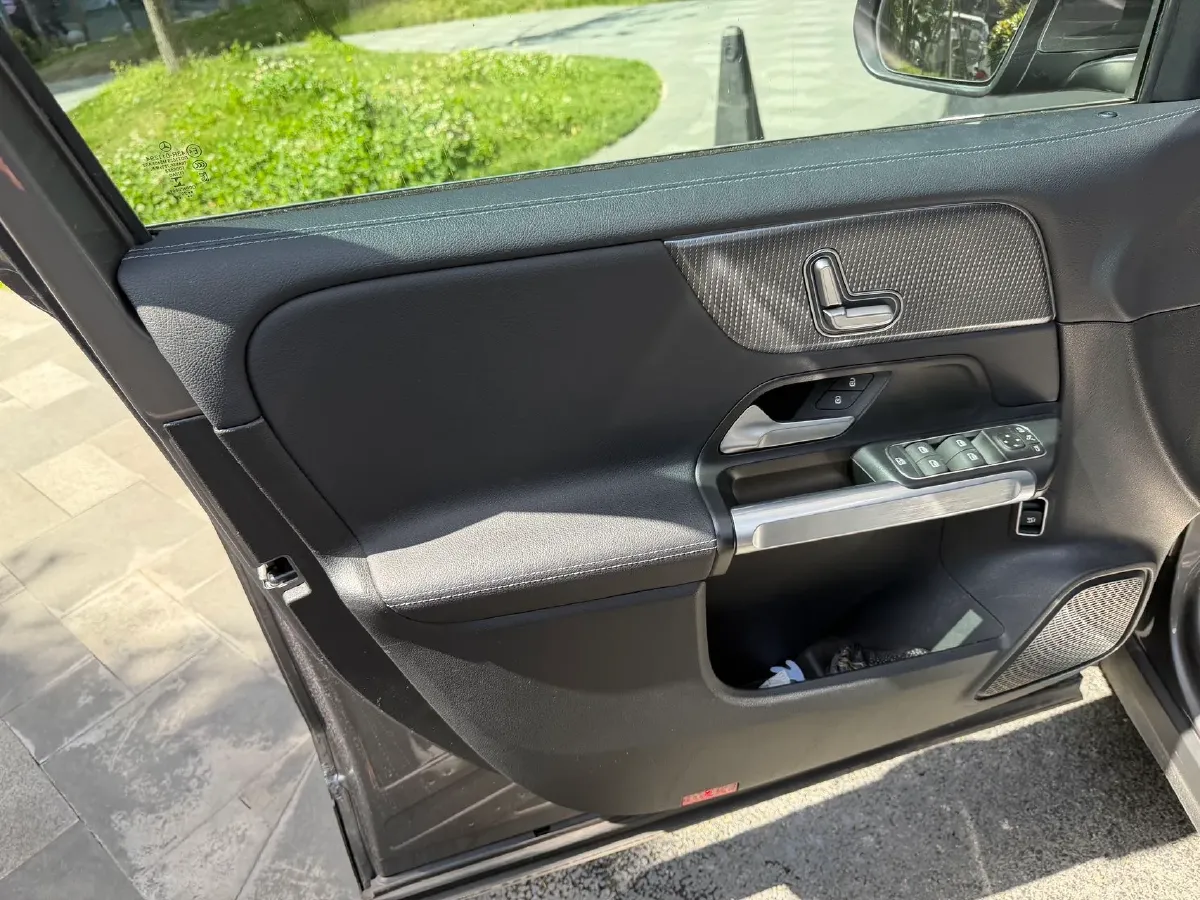 2020 Mercedes-Benz GLB Class 1.3T 163HP L4 7DCT,autocango,china used car exporter,china ev exporter,chinese used car exporter,chinese used ev exporter