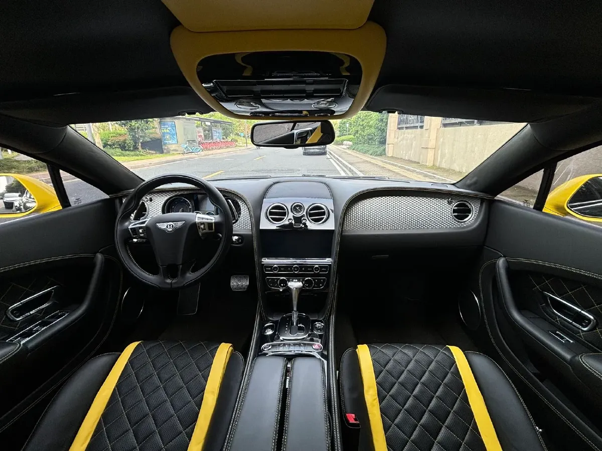 2017 Bentley Continental 4.0T 528HP V8 8AT,autocango,china used car exporter,china ev exporter,chinese used car exporter,chinese used ev exporter