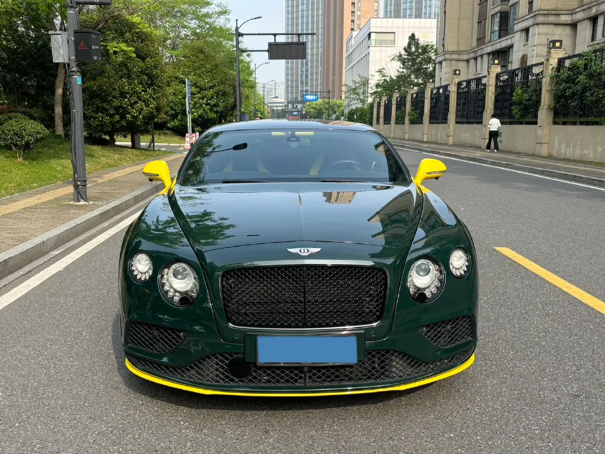 2017 Bentley Continental 4.0T 528HP V8 8AT,autocango,china used car exporter,china ev exporter,chinese used car exporter,chinese used ev exporter
