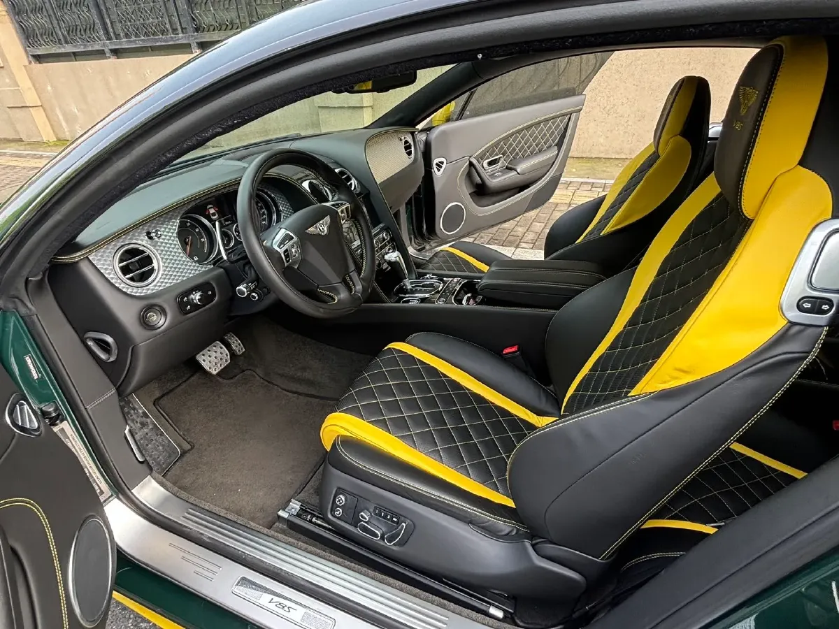 2017 Bentley Continental 4.0T 528HP V8 8AT,autocango,china used car exporter,china ev exporter,chinese used car exporter,chinese used ev exporter