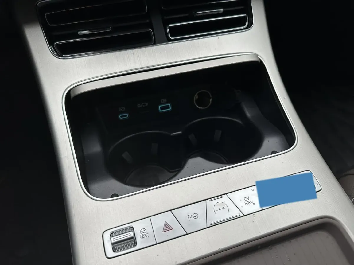 2018 Cadillac XT5 2.0T 269HP L4 9AT,autocango,china used car exporter,china ev exporter,chinese used car exporter,chinese used ev exporter