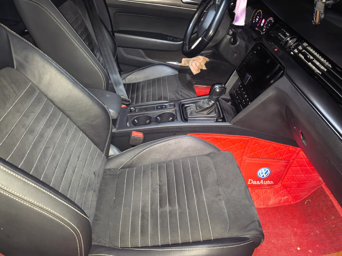 2020 Volkswagen Magotan 2.0T 186HP L4 7DCT,autocango,china used car exporter,china ev exporter,chinese used car exporter,chinese used ev exporter