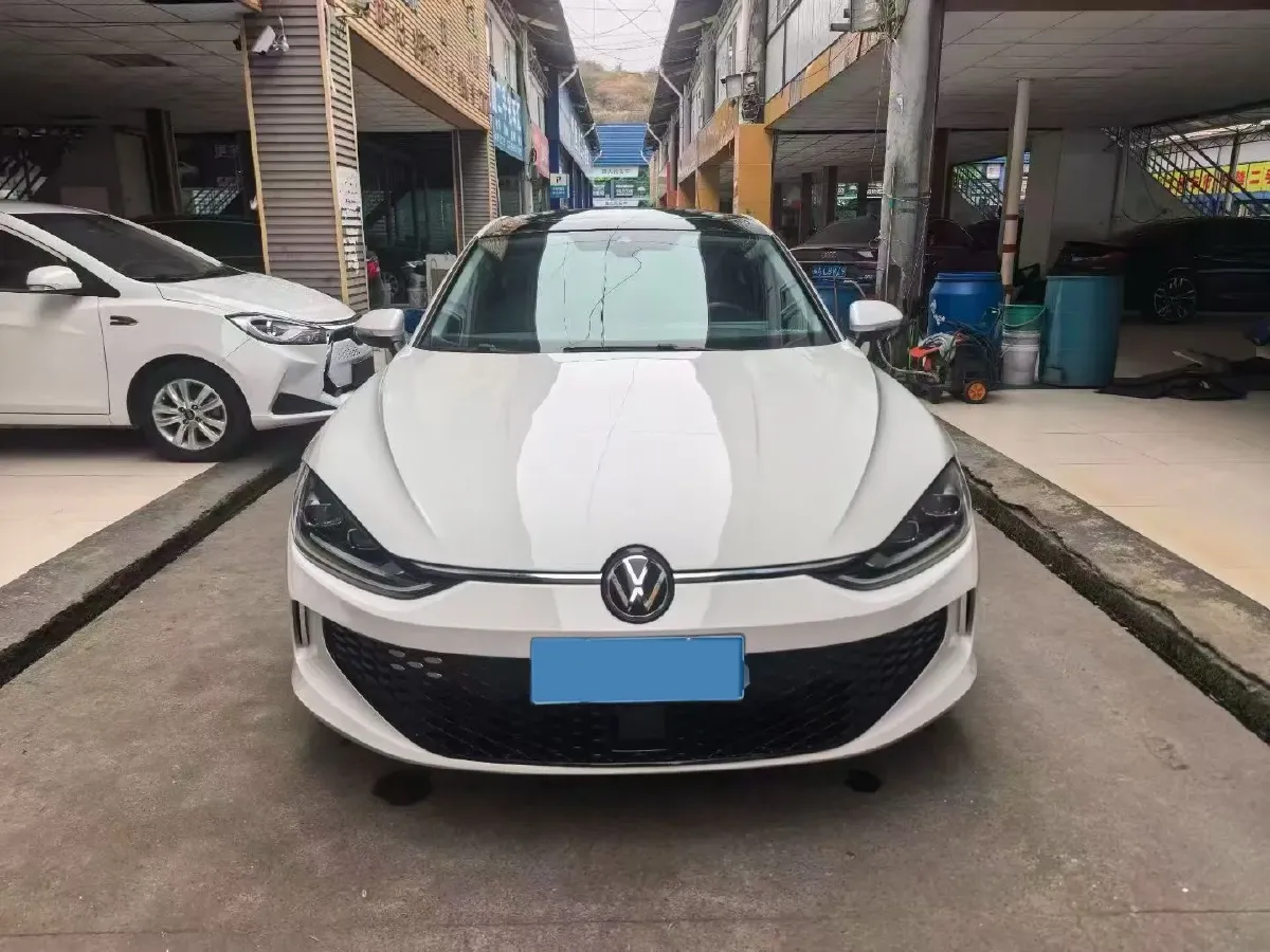2023 Volkswagen Lamando 1.4T 150HP L4 7DCT,autocango,china used car exporter,china ev exporter,chinese used car exporter,chinese used ev exporter