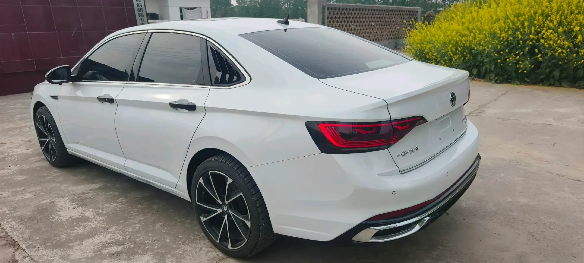 2023 Volkswagen Sagitar 1.5T 160HP L4 7DCT,autocango,china used car exporter,china ev exporter,chinese used car exporter,chinese used ev exporter