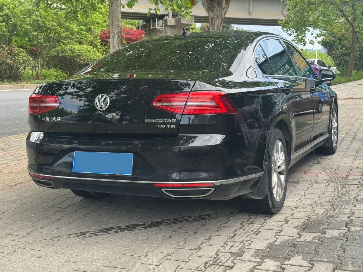 2019 Volkswagen Magotan 2.0T 186HP L4 7DCT,autocango,china used car exporter,china ev exporter,chinese used car exporter,chinese used ev exporter