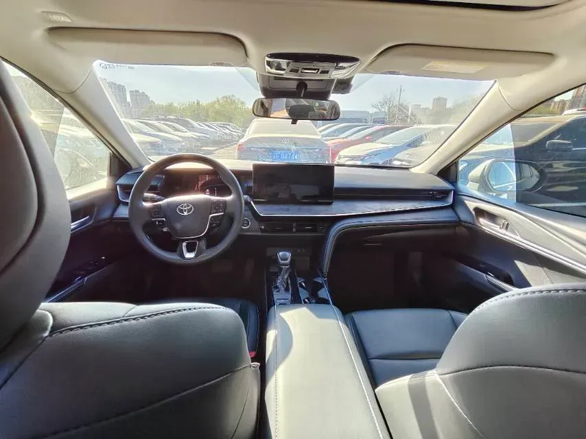 2024 Toyota Camry 2.0L 152HP L4 E-CVT Hybrid,autocango,china used car exporter,china ev exporter,chinese used car exporter,chinese used ev exporter