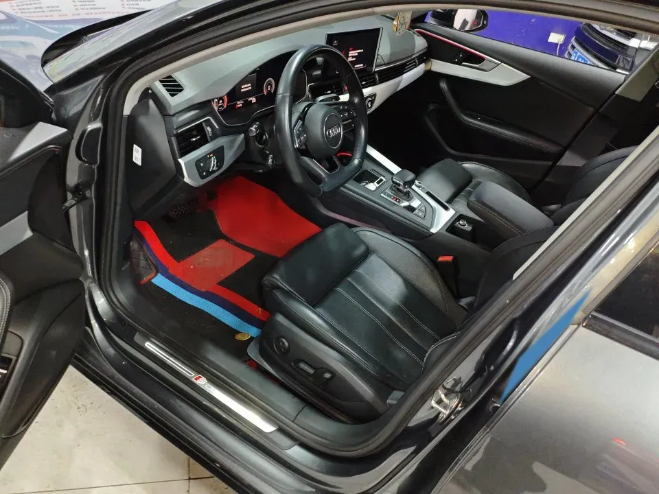 2022 Audi A4L 2.0T 190HP L4 7DCT,autocango,china used car exporter,china ev exporter,chinese used car exporter,chinese used ev exporter