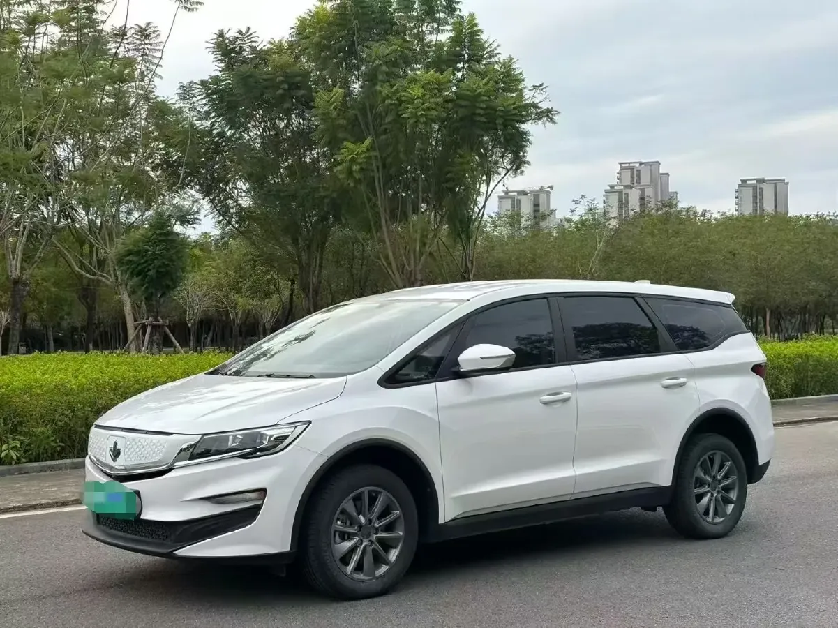 2021 Livan Maple 80v BEV 53KWH,autocango,china used car exporter,china ev exporter,chinese used car exporter,chinese used ev exporter