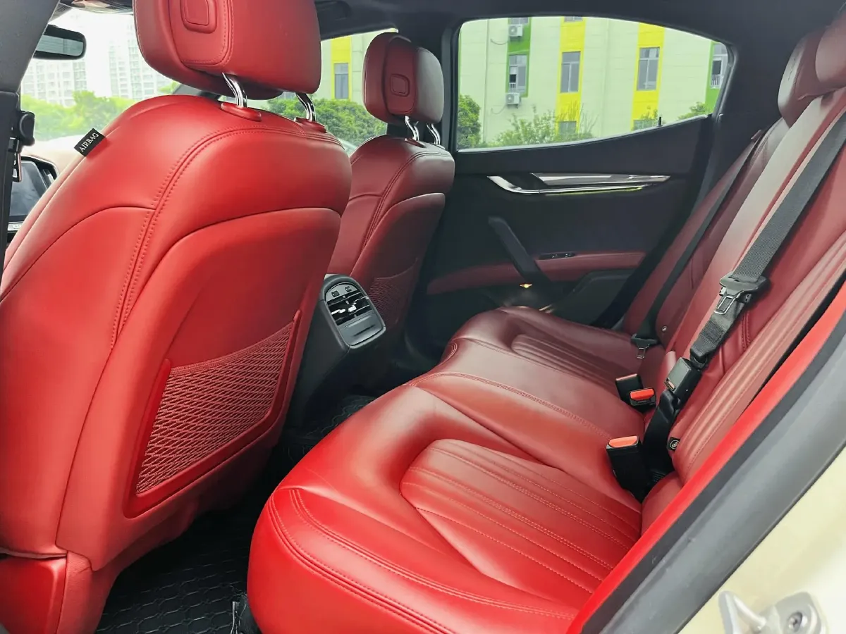 2019 Maserati Ghibli 3.0T 350HP V6 8AT,autocango,china used car exporter,china ev exporter,chinese used car exporter,chinese used ev exporter