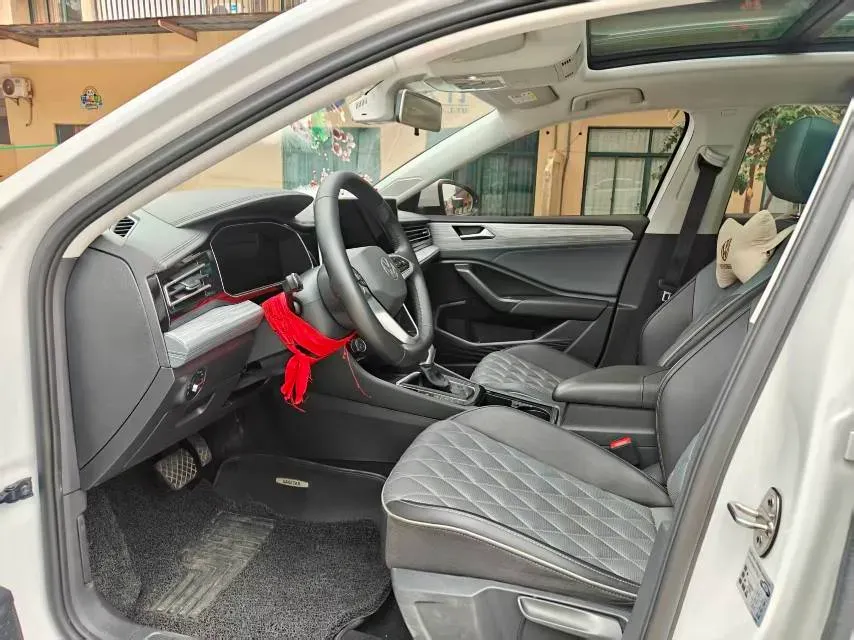 2023 Volkswagen Sagitar 1.5T 160HP L4 7DCT,autocango,china used car exporter,china ev exporter,chinese used car exporter,chinese used ev exporter