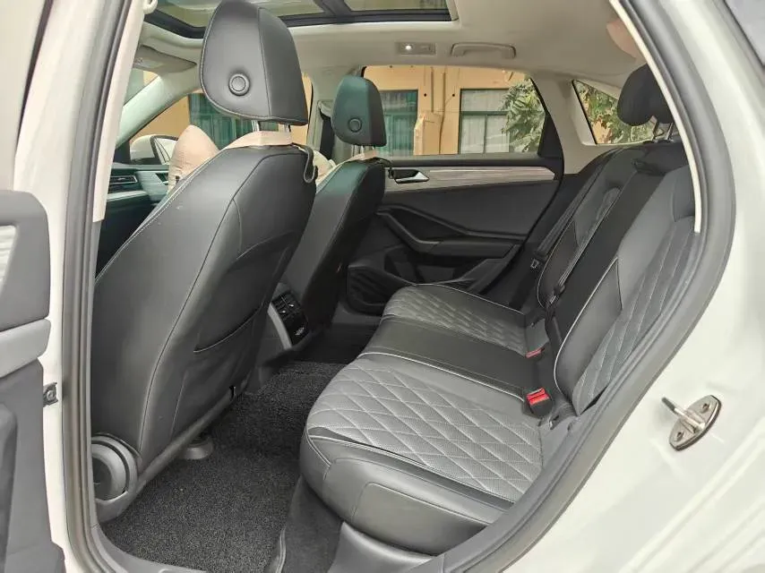 2023 Volkswagen Sagitar 1.5T 160HP L4 7DCT,autocango,china used car exporter,china ev exporter,chinese used car exporter,chinese used ev exporter