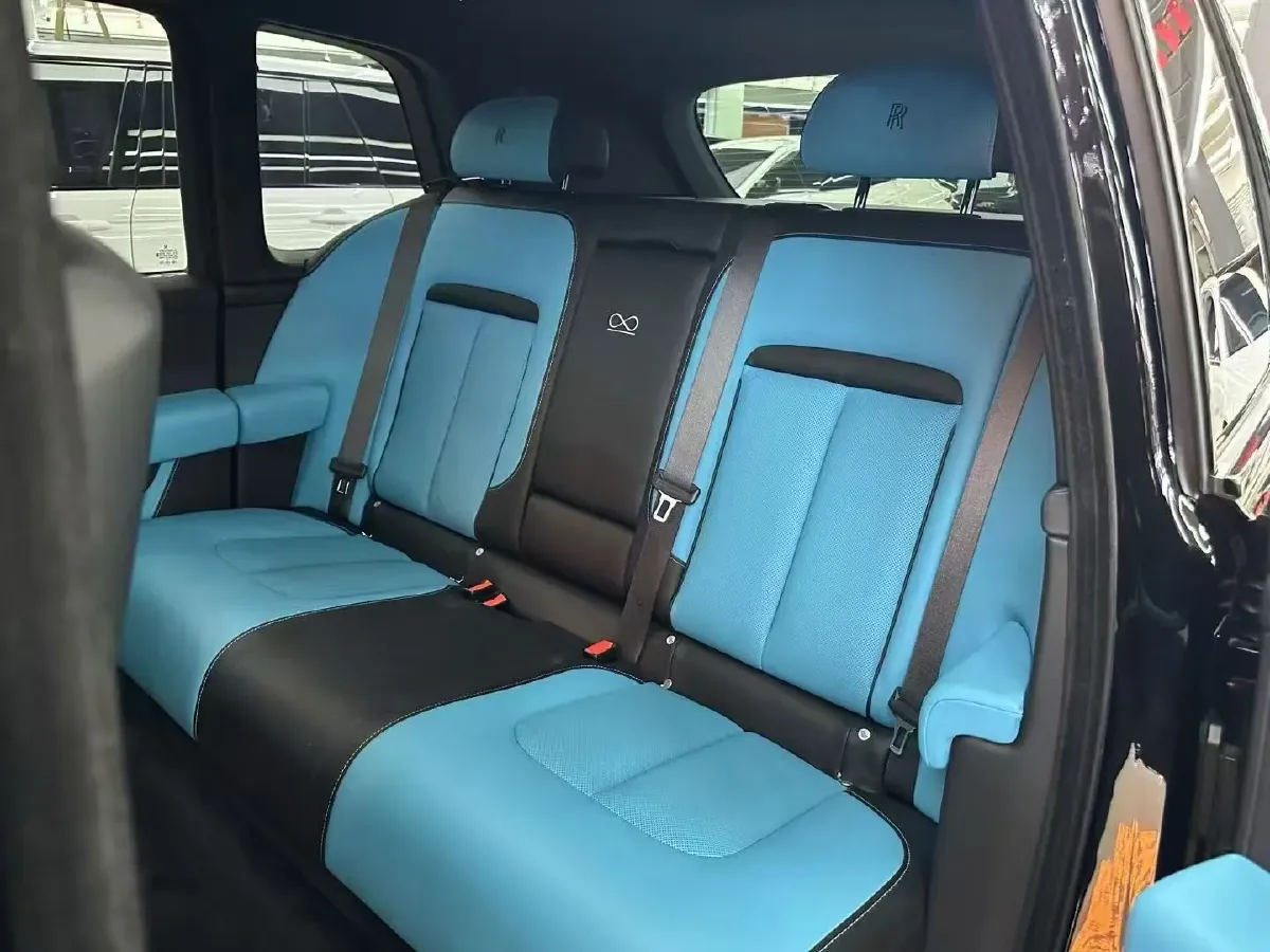 2020 Rolls-Royce Cullinan 6.7T 600HP V12 8AT,autocango,china used car exporter,china ev exporter,chinese used car exporter,chinese used ev exporter