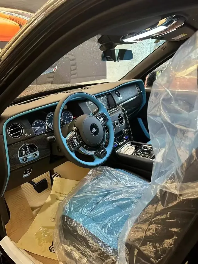 2020 Rolls-Royce Cullinan 6.7T 600HP V12 8AT,autocango,china used car exporter,china ev exporter,chinese used car exporter,chinese used ev exporter