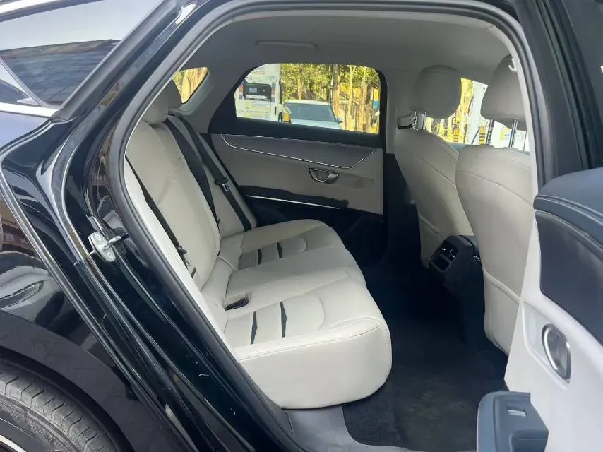 2021 Kia K3 BEV 48.6KWH,autocango,china used car exporter,china ev exporter,chinese used car exporter,chinese used ev exporter