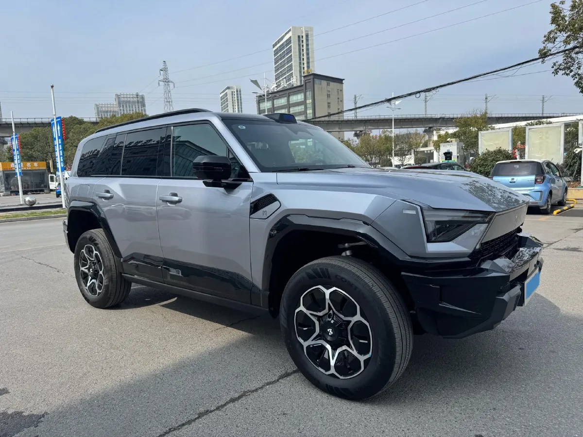 2025 Jetour Zongheng G700 2.0T 211HP L4 2DHT PHEV,autocango,china used car exporter,china ev exporter,chinese used car exporter,chinese used ev exporter