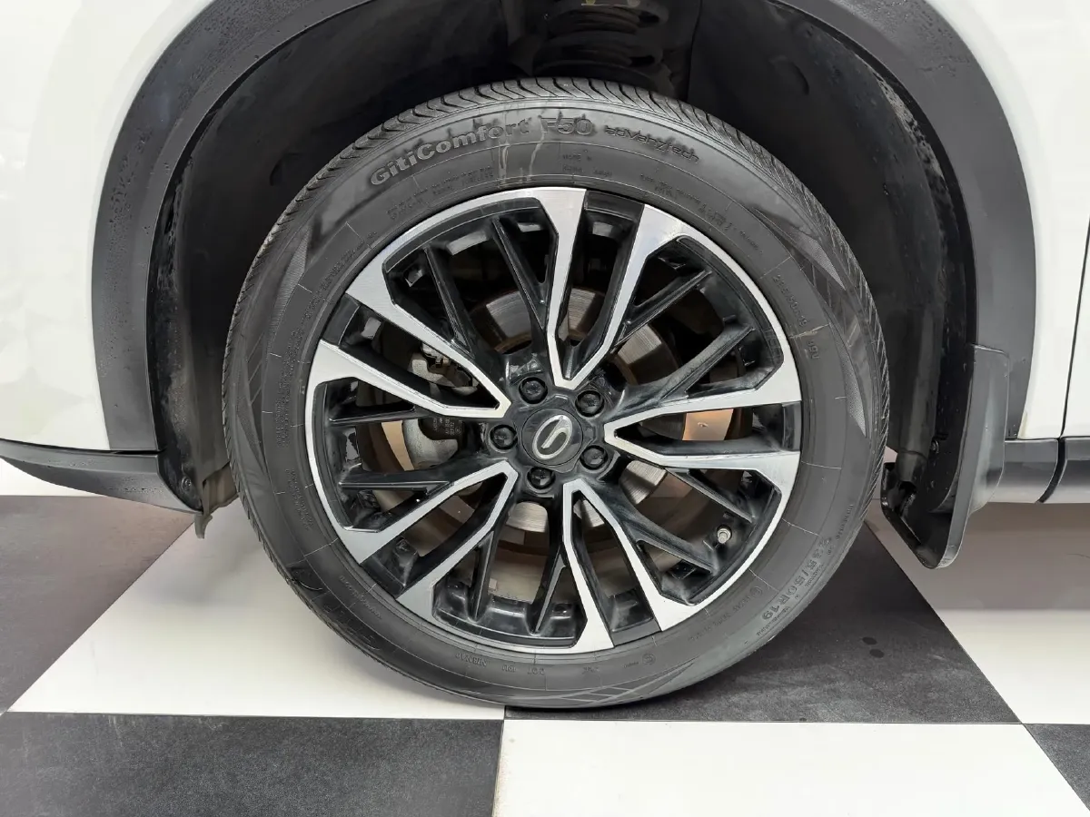 2021 GAC Trumpchi GS4 Plus 1.5T 169HP L4 6AT,autocango,china used car exporter,china ev exporter,chinese used car exporter,chinese used ev exporter