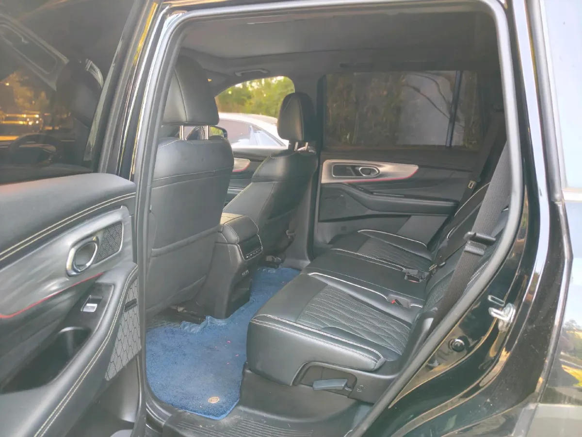 2022 GAC Trumpchi GS8 2.0T 252HP L4 8AT,autocango,china used car exporter,china ev exporter,chinese used car exporter,chinese used ev exporter