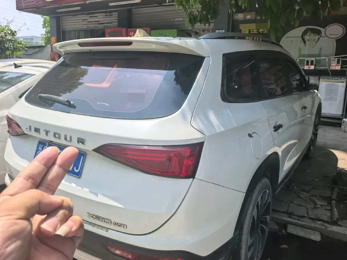 2019 Jetour X90 1.5T 147HP L4 6MT,autocango,china used car exporter,china ev exporter,chinese used car exporter,chinese used ev exporter