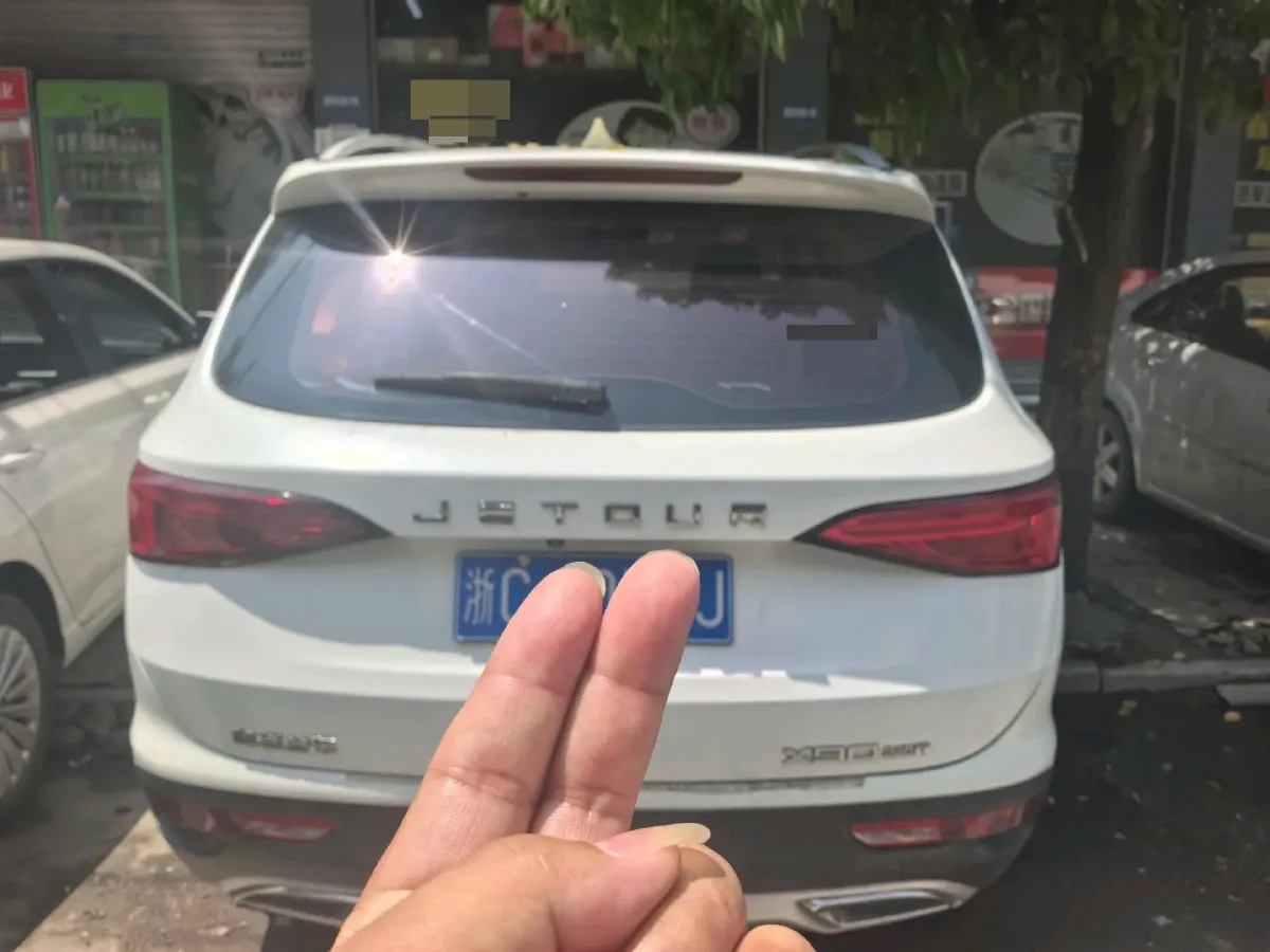 2019 Jetour X90 1.5T 147HP L4 6MT,autocango,china used car exporter,china ev exporter,chinese used car exporter,chinese used ev exporter