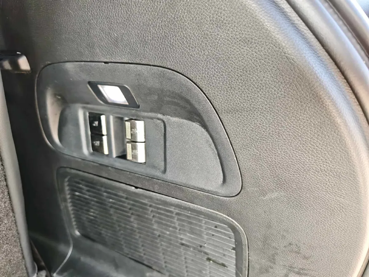 2022 GAC Trumpchi GS8 2.0T 190HP L4 E-CVT Hybrid,autocango,china used car exporter,china ev exporter,chinese used car exporter,chinese used ev exporter