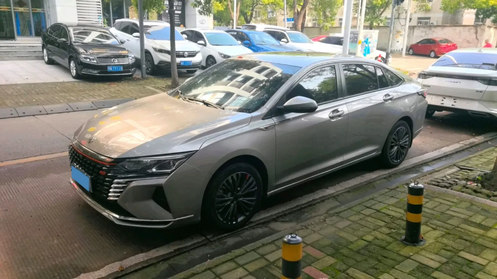2021 DongFeng Aeolus YiXuan MAX 1.5T 190HP L4 7DCT,autocango,china used car exporter,china ev exporter,chinese used car exporter,chinese used ev exporter