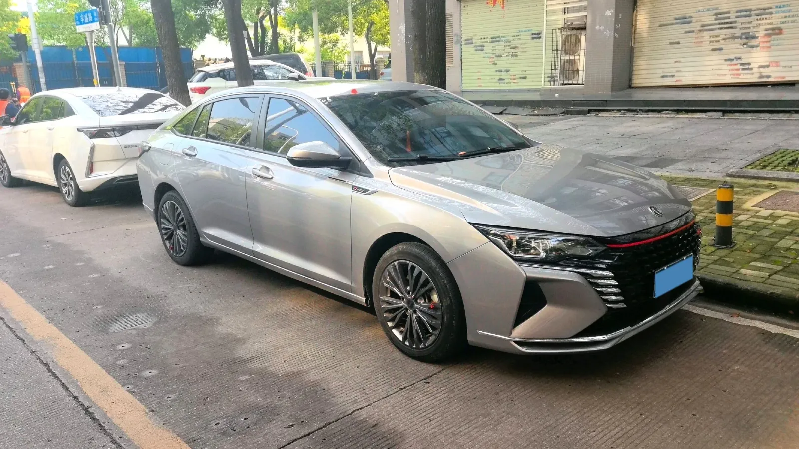 2021 DongFeng Aeolus YiXuan MAX 1.5T 190HP L4 7DCT,autocango,china used car exporter,china ev exporter,chinese used car exporter,chinese used ev exporter