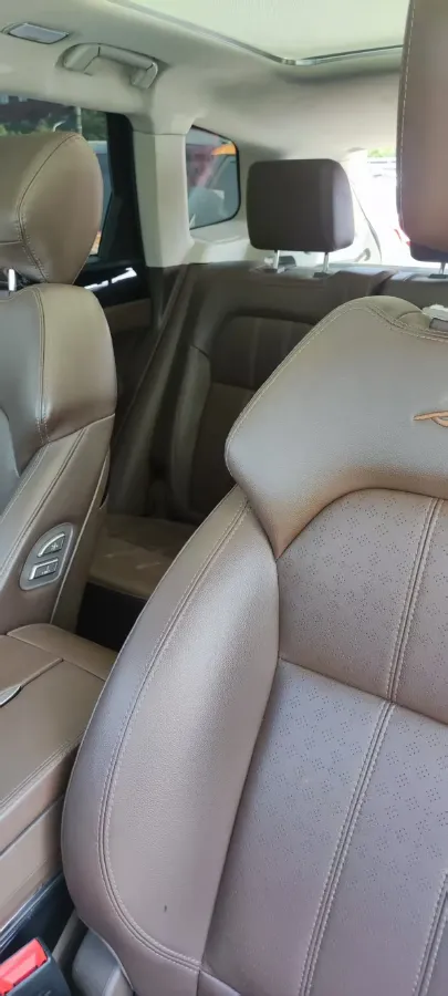 2017 Zotye T700 1.8T 177HP L4 6DCT,autocango,china used car exporter,china ev exporter,chinese used car exporter,chinese used ev exporter