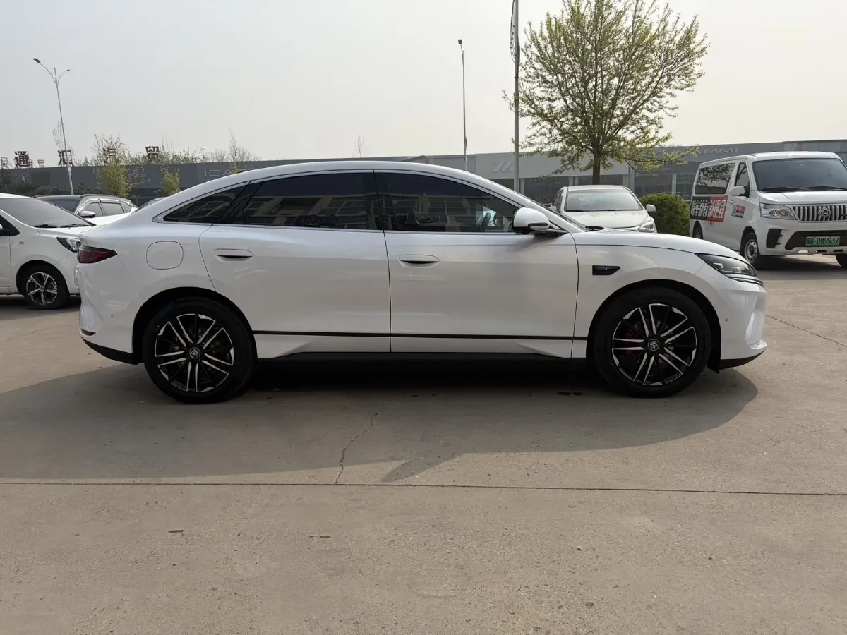 2025 BYD QinL BEV,autocango,china used car exporter,china ev exporter,chinese used car exporter,chinese used ev exporter
