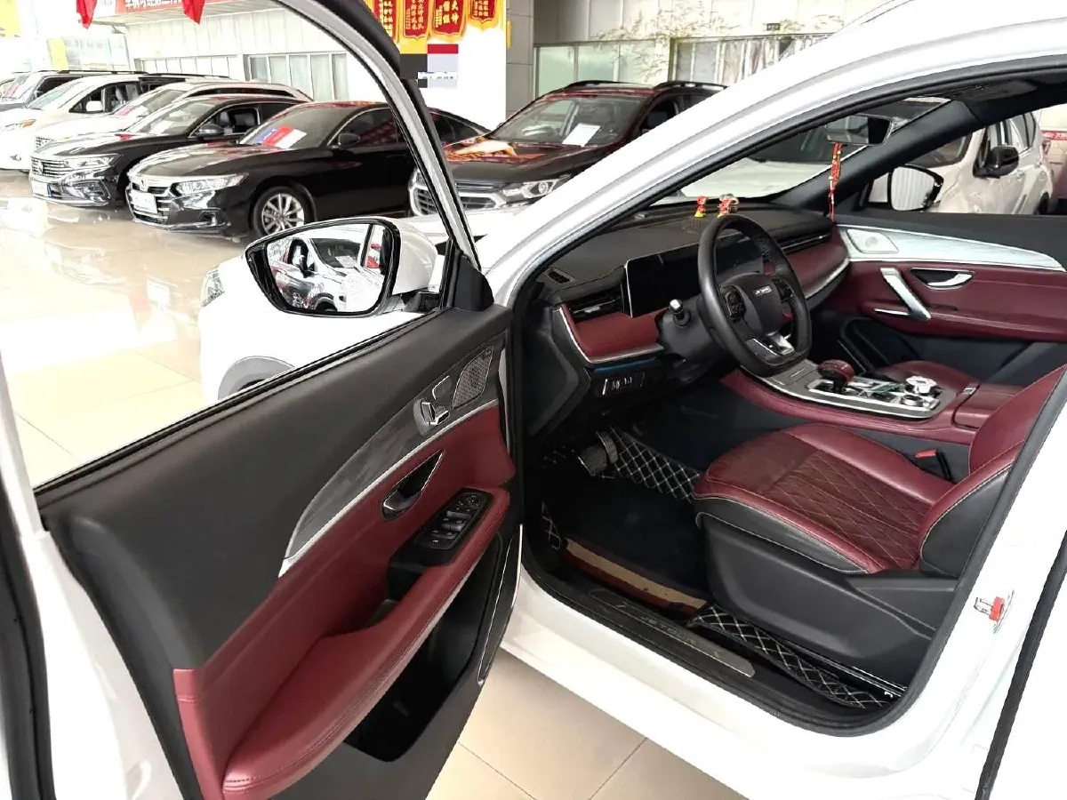 2023 ChangAn Oshan X7 Plus 1.5T 188HP L4 7DCT,autocango,china used car exporter,china ev exporter,chinese used car exporter,chinese used ev exporter