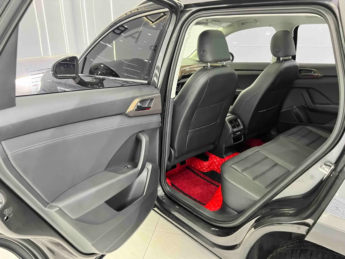 2022 Volkswagen Tharu 1.4T 150HP L4 7DCT,autocango,china used car exporter,china ev exporter,chinese used car exporter,chinese used ev exporter