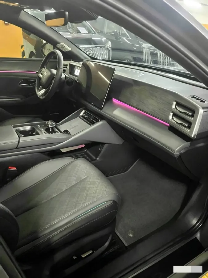 2024 BYD QinL 1.5L 101HP L4 E-CVT PHEV 15.87KWH,autocango,china used car exporter,china ev exporter,chinese used car exporter,chinese used ev exporter