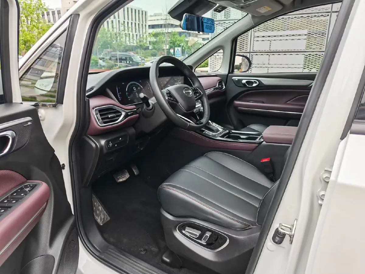 2023 GAC Trumpchi M6 1.5T 177HP L4 7DCT,autocango,china used car exporter,china ev exporter,chinese used car exporter,chinese used ev exporter